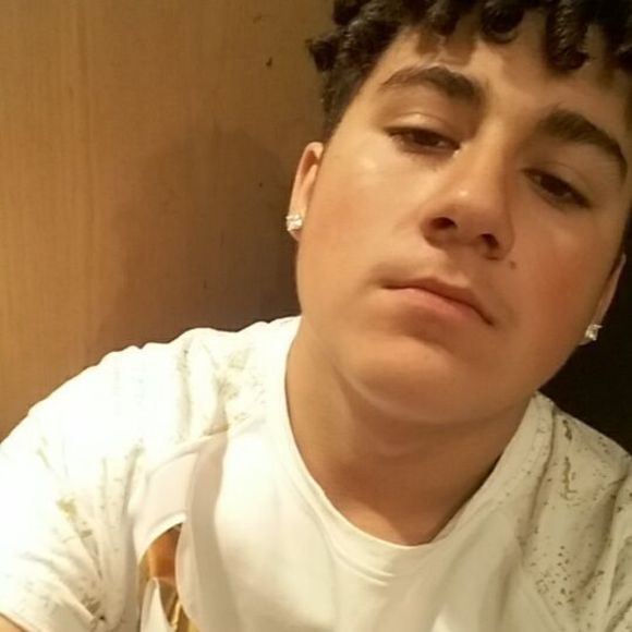 Meet your Posher, Andrew - Picture 1 of 1